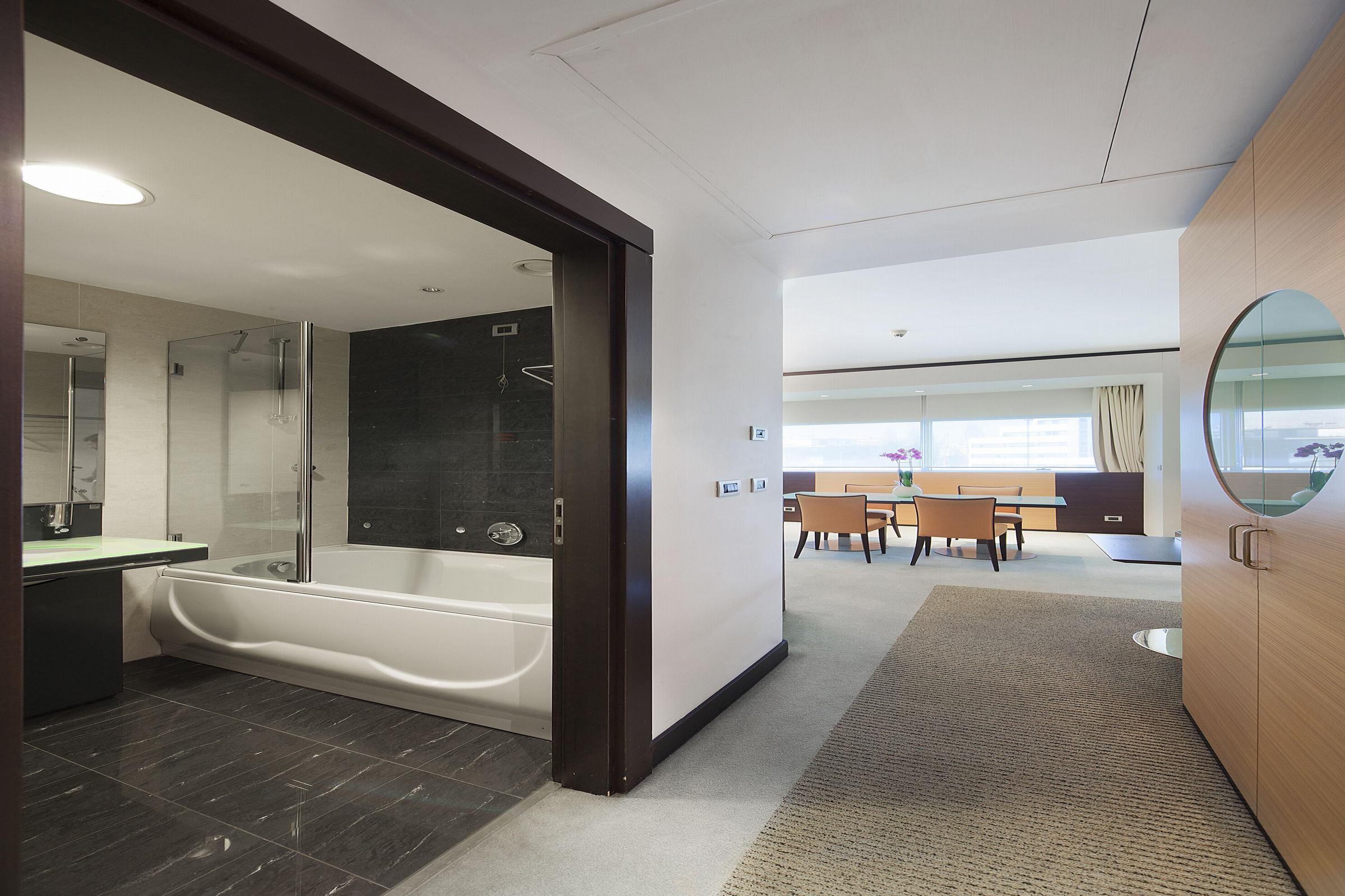 Hotel Nh Venezia Laguna Palace 4*